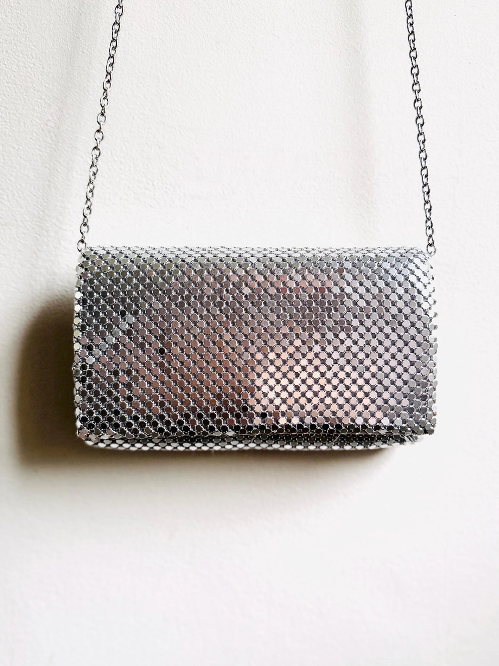 Jessica McClintock Shiny Silver Mesh Chain Crossbody and Clutch